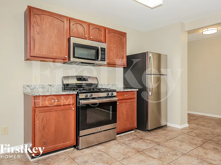 5418 Fairway Forest Dr — Photo 9