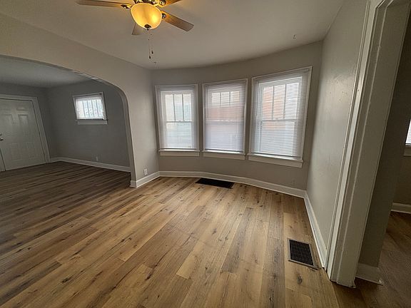 3rd image of 305 N Temple Ave #307