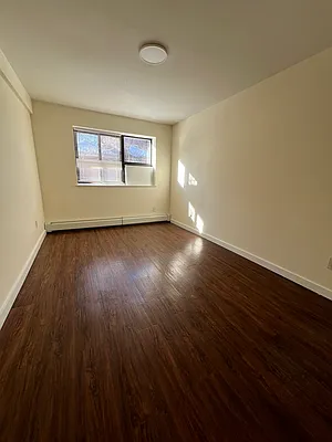 Rented by Capri Jet Realty Corp | media 13