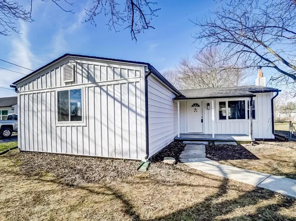 30 Cadillac Ave, Pataskala, OH 43062