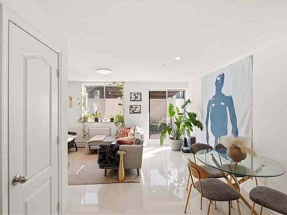 3rd image of 145 Kenilworth Pl #2B