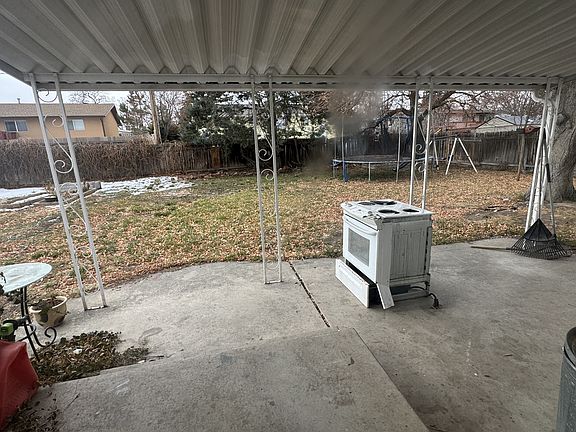 4th image of 4862 S Southridge Dr