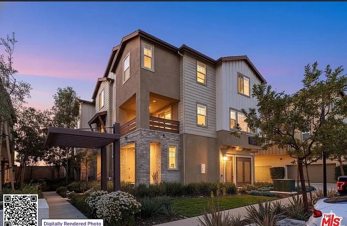 3 bed, 2.5 bath, 1745 sqft, $3,450 — Photo 1