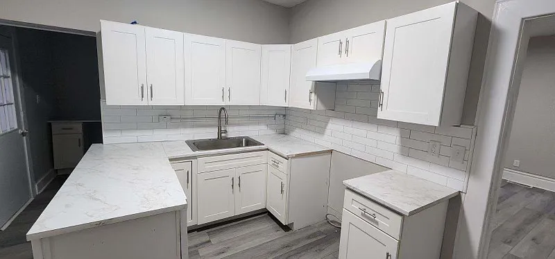 4 bed, 3500 sqft, $1,595 — Photo 2