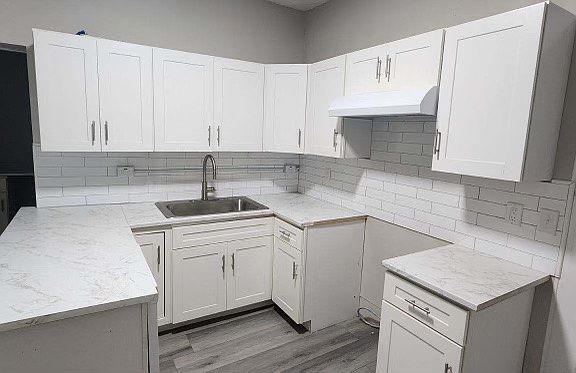 2nd image of 755 Highland Ave