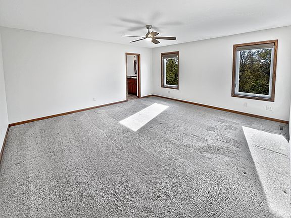5th image of 7615 Oxbow Creek Cir N