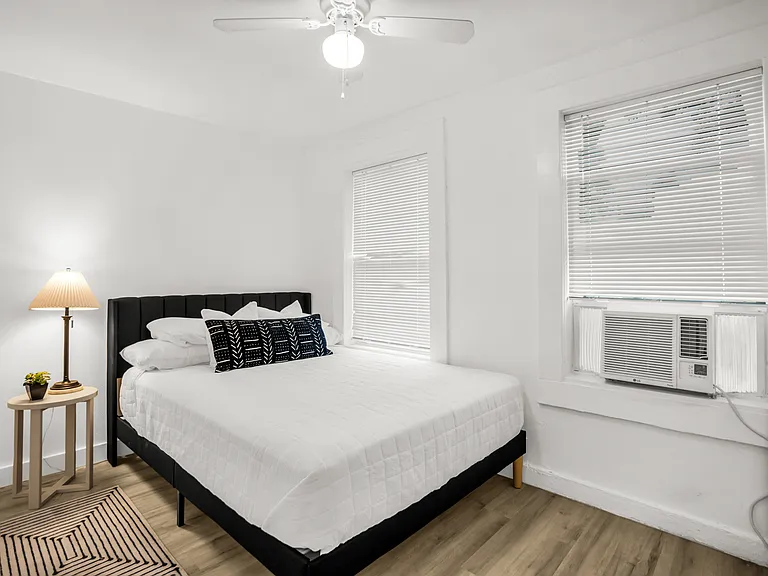 2737 Stuart Dr #2 — Photo 19