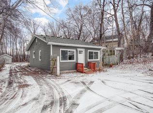 710 Woodland Dr, Forest Lake, MN 55025