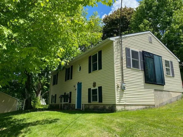 131 Cottage Street, Lewiston, ME 04240