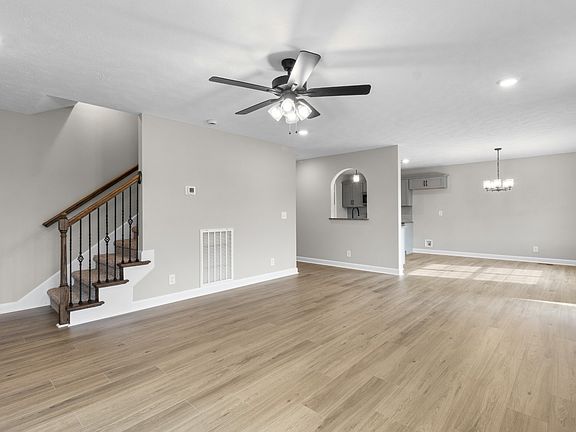 3rd image of 2066 Ireland Way Lot 14