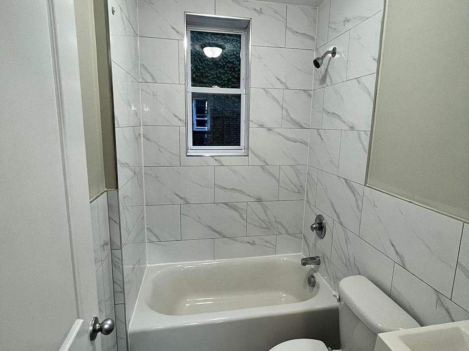 2nd image of 700 Chancellor Ave #204