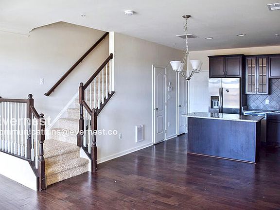 3rd image of 23514 Hopewell Manor Ter
