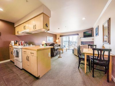 890 SE Bay Blvd #102, Newport, OR, 97365