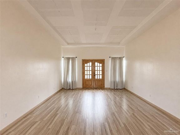 3rd image of 18687 Villa Hermosa Dr