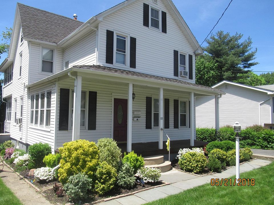 2nd image of 80 Franklin Tpke