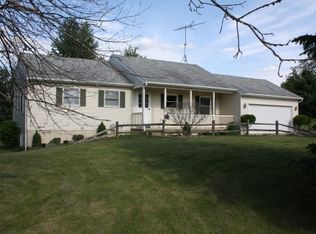 16691 S Bauer Rd, Grand Ledge, MI 48837