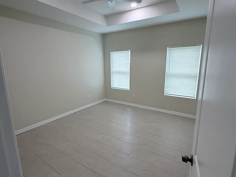 3734 Avenida Residencial — Photo 4
