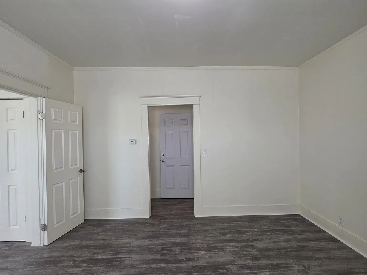 2 bed, 700 sqft, $2,289 — Photo 3
