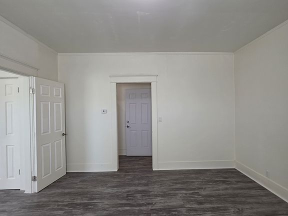 3rd image of 1709 W 45th St APT 4