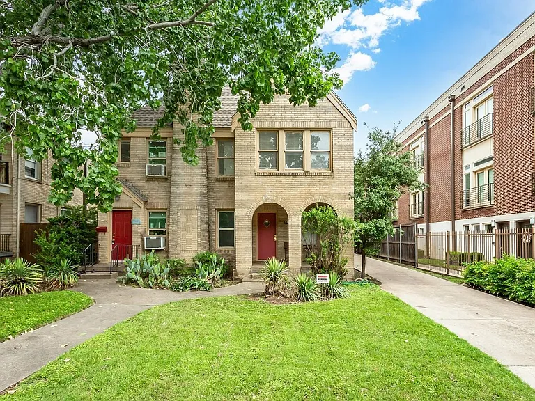 5707 Ross Ave — Photo 1