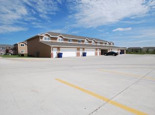 1732 12th St S APT E, Brookings, SD 57006