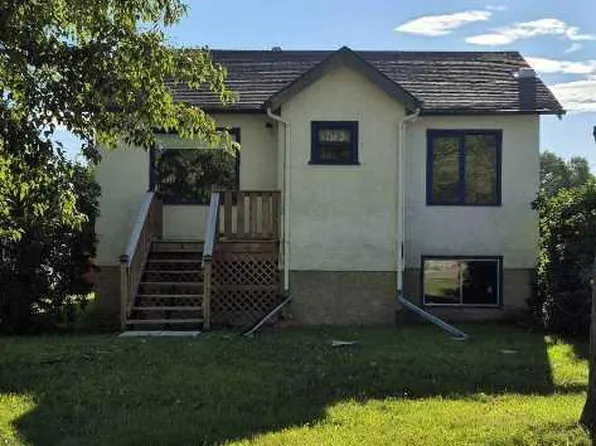 209 Main St, Elnora, AB T0M 0V0