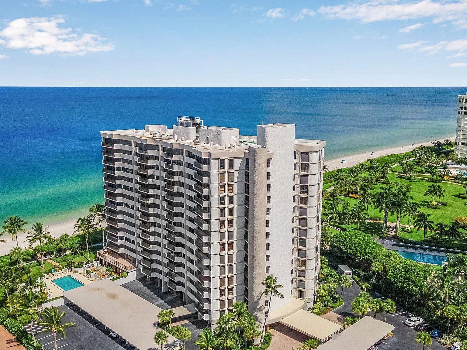 4005 Gulf Shore Blvd N — Photo 4