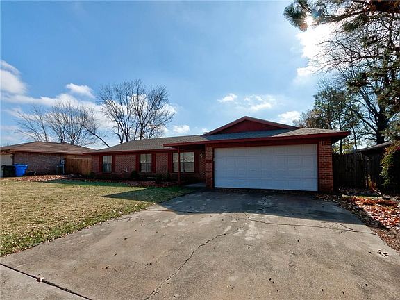 5th image of 2124 Natchez Dr