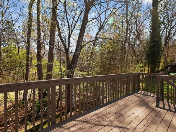 1600 Oakland Hills Way, Raleigh, NC 27604
