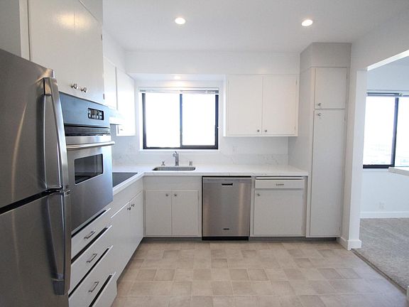 3rd image of 55 Terra Vista Ave