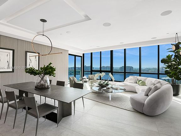 5th image of 100 S Pointe Dr Unit 1201/1202