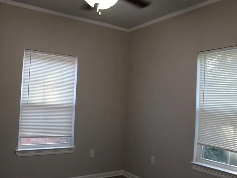 5336 Peerless St — Photo 2