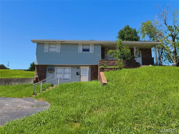 2200 Main St, Scott City, MO 63780
