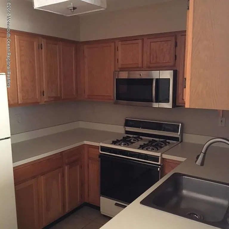 3 bed, $3,600 — Photo 3