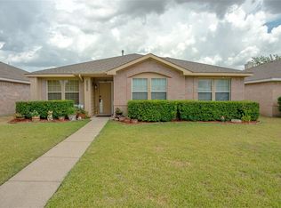 2930 Marquis Ln, Lancaster, TX 75134