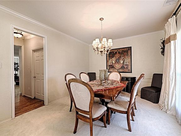4th image of 1501 Lake Bluff Dr