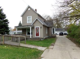 674 Alger St SW, Wyoming, MI 49509