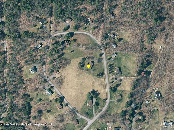3rd image of 37 Cambridge Heights Road