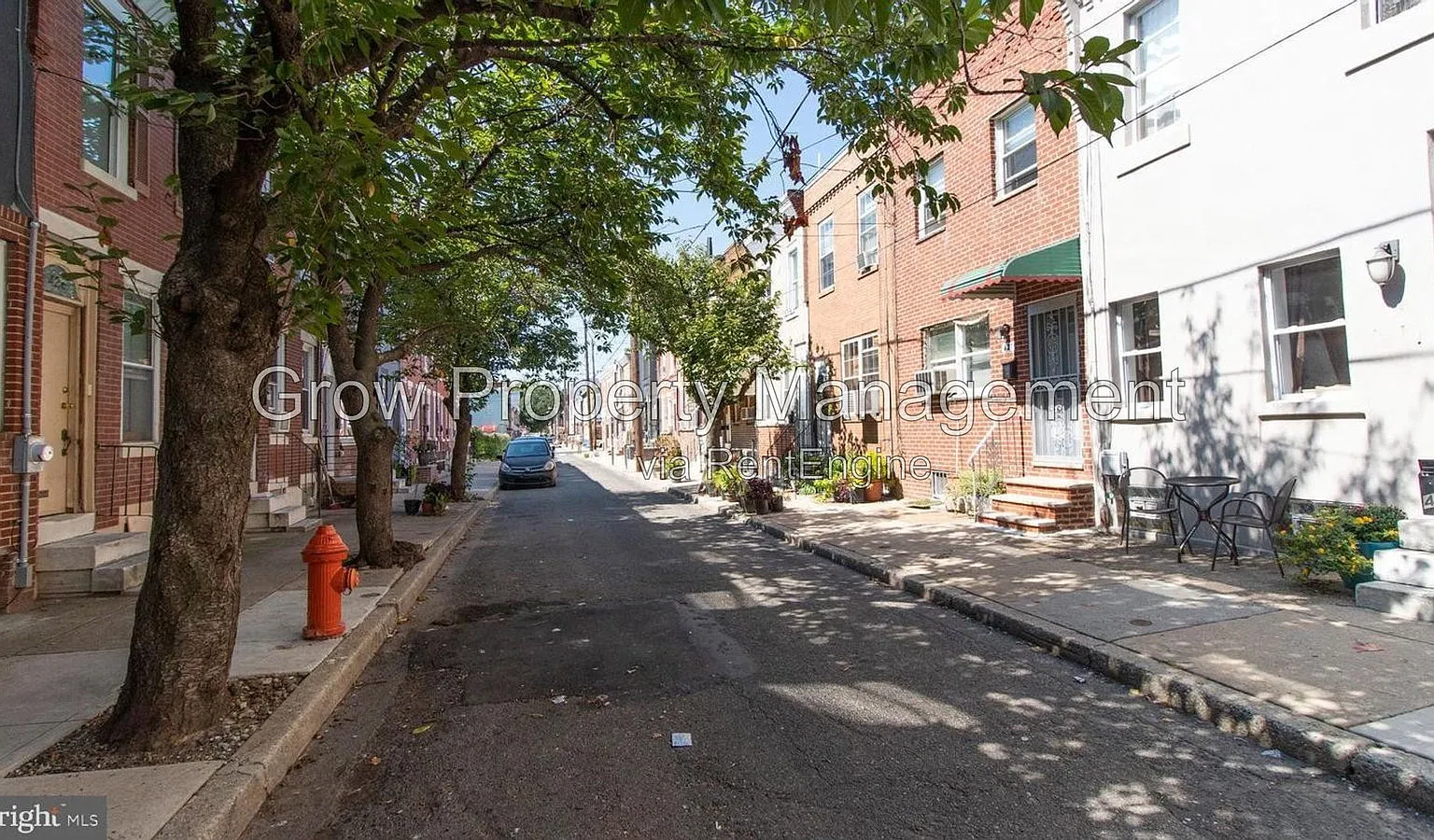2 bed, 1.5 bath, 1096 sqft, $1,737 — Photo 1