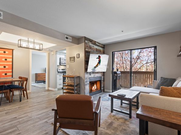 6831 N 2200 W APT 12I