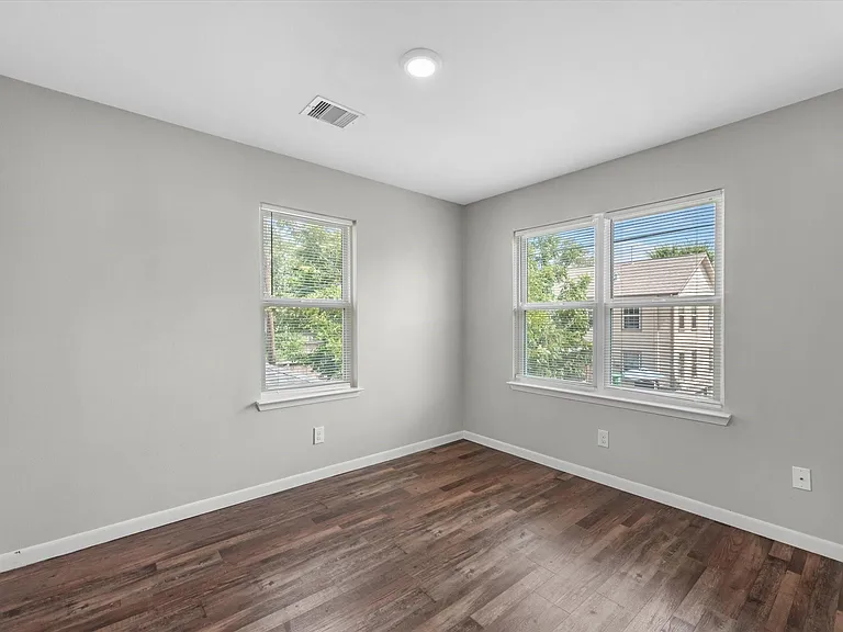 3025 Prospect St #1 — Photo 5