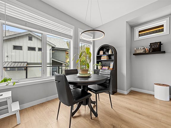 4th image of 1435 Cara Glen Ct #101