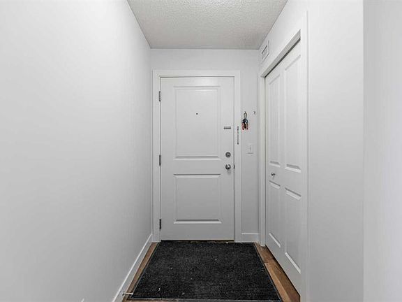 3rd image of 195 Kincora Glen Rd E #224