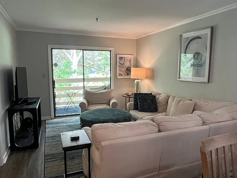 45 Folly Field Rd #4J — Photo 12