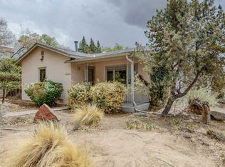 1202 Las Lomas Rd NE, Albuquerque, NM 87106