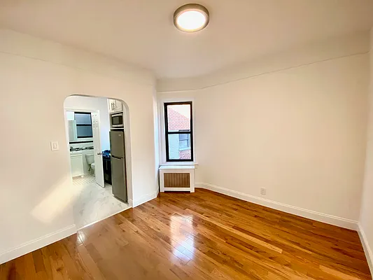 Rented by Douglas Elliman | media 5