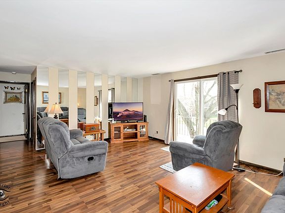 2nd image of 1019 Shagbark Ct #2C