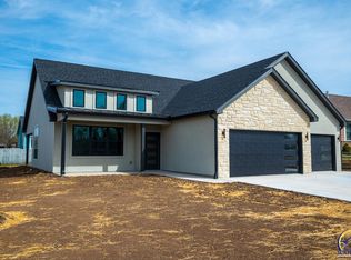 3512 SE Howard Dr, Topeka, KS 66605
