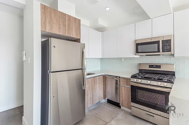 Rented by A&R Properties Group LLC | media 7