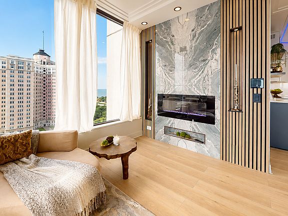 4th image of 5455 N Sheridan Rd APT 1715